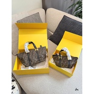 With Box FENDI FENDI i Strange FENDI Dumpling Making