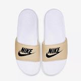 Nike拖鞋