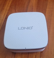 LDNIO 充電器