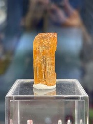 帝王托帕石 原石 Imperial Topaz