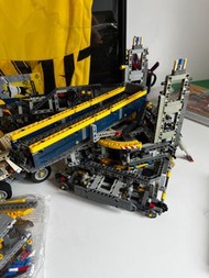LEGO Technic 42055 Bucket Wheel Excavator – Near Complete with Manual 樂高科技系列 42055 鏟輪挖掘機 – 幾乎全套（附說明書