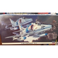 Hasegawa 09801 A-4E/F SKYHAWK VC-1 1/48