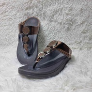 Fitflop ผู้หญิง Size 36---40 พรมส่ง รองเท้าเพื่อสุขภาพ รองเท้าแตะรัดส้น รองเท้าผู้หญิง รองเท้าฟีฟฟอฟ