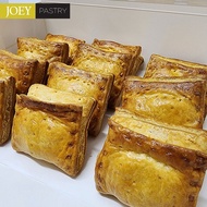 {JOEY Dessert Platter} Mini Chicken Rendang Puff | Box of 12s