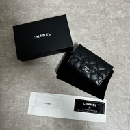 正品 Chanel 經典款黑銀荔枝皮卡夾包