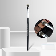 Sephora 28 cream shadow brush eyeshadow/concealer brush makeup brush