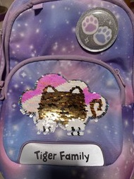 書包 tiger family