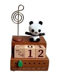 白貓熊日曆 音樂盒 木質音樂盒 MUSIC BOX 木質音樂盒 手搖機械 發條炫轉 木馬聖誕音樂盒 木製女生 跳芭蕾旋轉 音樂盒 客廳桌面擺飾 學生朋友情侶畢業開學禮物  音樂盒 創意生日禮物 送男女