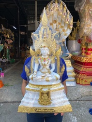 สมเด็จองค์ปฐม พระจักรพรรดิ หน้าตัก9นิ้ว กว้าง14นิ้ว สูง27นิ้ว สีขาวประดับทอง