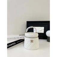 Chanel Chanel 26S Spring Summer New Style Fat Stump Handle Small Bucket Makeup Bucket
