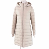 BURBERRY LONDON橡膠logo貼片連帽長款羽絨服，淺米色，M碼，正品，女款，成色極佳。