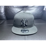 New York Black on Black 9fifty Snapback Hat