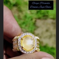 L yellow safir Star ceylon