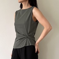 Sissae, Chic, Belize Top Green