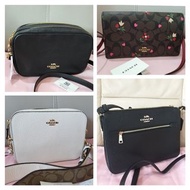 Coach handbag,  bag, 手袋，斜明袋， camera bag, 相機袋， 白色， c logo,粗帶，黑色，double zip, 雙拉鍊，jes, file bag, woc, flap, 啡色， 限量版，花花， floral, 真皮，多款現貨，正品