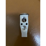 Expansion valve Nissan nv350