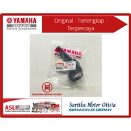ORIGINAL COVER, FLASHER 2 KUPING LAMPU KANAN MT25 NEW ORIGINAL YAMAHA ( B9T-F83D4-00)