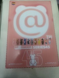 Bearbrick 100% series 45 原盒