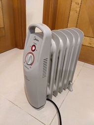 Midea mini oil heater 美的迷型充油式電暖爐 NYP-6