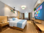Yunxi Hotel (Jinju Subway Station, Songshan Lake Resort, Dongguan)
