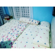 Ai Zhuo Comforter Set