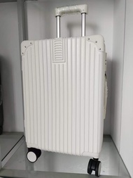 Silent Wheels Suitcase 24 inches