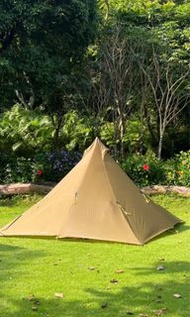 Locus gear Khafra Grande