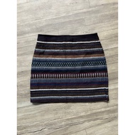 Vnxk patterned short skirt size 12uk (8us)