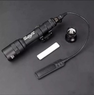 ไฟฉาย Surefire m600 LED 400 Lumen  ส่งของไว ของอยู่ในไทย