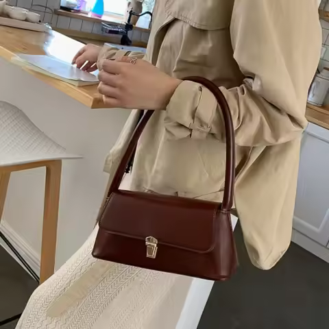 2026 Women's Shoulder Bag Handbag Retro Baguette Bag Underarm Bag Fashion New Hand Shoulder Bag