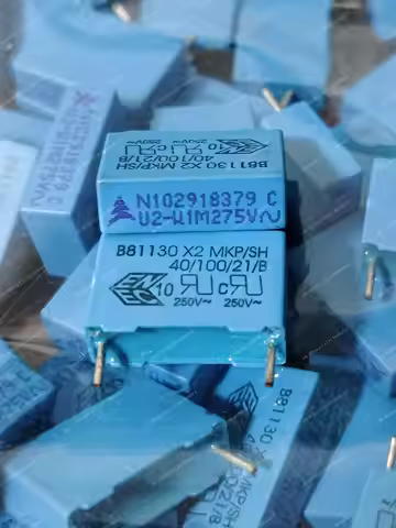10PCS B81130 X2 MKP/SH U1 M U22 M K 275VAC 0.1UF 0.22UF 104 224 P=15MM C Case FILM CAPACITOR