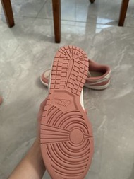 Nike Dunk Low 粉紅奶茶色波鞋