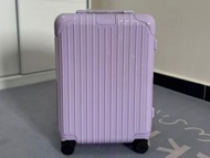 Rimowa Essential Lite 行李箱