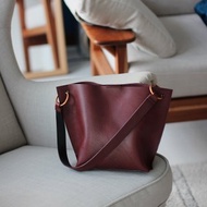 手工手縫植鞣革真皮背包單肩包