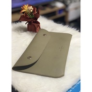 ♞,♘,♙pre loved Pauls Boutique envelop bag