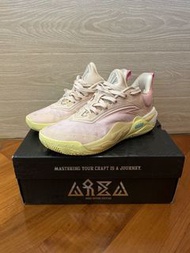Anta Kyrie Kai Speed 1