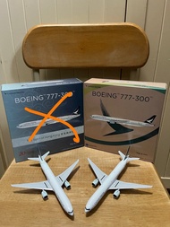 NG Model  1:400 國泰航空777-300合金模型飛機（最後一架）
