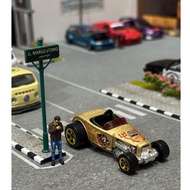 HOT WHEELS DEUCE ROADSTER LOOSE GOLD