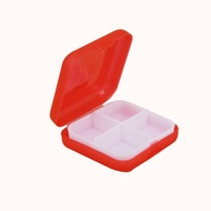 [Ready Shock] 1 PC Reused Square Pill Cutter Portable Medicine Dose Convenient Travel Storage Case Transparent Plastic Tool Box Art Storage Box Medicine Box 4 Grids Pills Case
