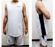 "必成體育" 斯伯丁SPB7102N 練習型 雙面穿籃球衣 單賣上衣 黑/白色 台灣製 特價600