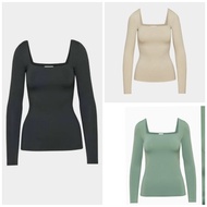 Aritzia Skintight Leverage Top