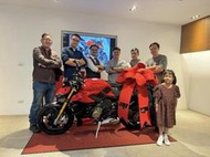 《 康妮賀交車 》狂賀！2台猛獸交車 Ducati StreetFighter V4S 和 V4 SP2 恭喜霸氣交車