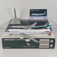 YY Wings 1: 400 Cathay Pacific Airlines B747-400 B-HUJ Alloy Airplane Model with Card