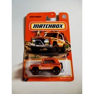 (17) Matchbox MBX FIELD CAR