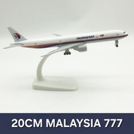 20cm MALAYSIA AIRLINES Airplane 777 B777 Diecast Metal Display Toy Decoration Collection Children's 