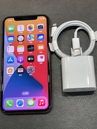 IPhone  11  Pro  金色   256g   5.8吋  (IOS:17.2.1）單機無盒、附20瓦快充、 原屏、原彩顯示、IMEI及序號都正常、外觀九成新、漂亮無損傷。 無重摔無故障無泡水。所有功能正常、效能順暢、已貼滿版保護貼。 電池健康度🔋88%（原機無拆修。） No.296