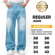 Regular Jeans - Men's Regular Straight Denim Jeans / Men's Regular Standard Jeans / Men's Regular De
