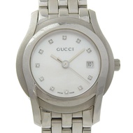 นาฬิกา Gucci GUCCI รุ่น 5500L ตัวเรือนสแตนเลสสตีล ระบบควอตซ์ แสดงเวลาแบบอนาล็อก หน้าปัดมุกสีขาว สำหร