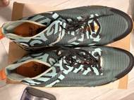 The North Face Vectiv Matrix 越野跑鞋