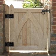 2 Pack Self Locking Gate Latch 90 Degree Gate Hinges Kit for Vinyl and Wood Fence with Installation 